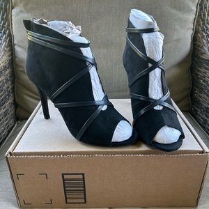 Brinley Co. Cut Out Bootie